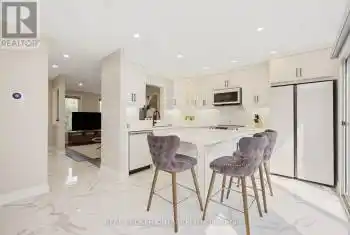 71 Lavender Pl, Vaughan, Ontario L4L 9B3, 3 Bedrooms Bedrooms, 5 Rooms Rooms,2 BathroomsBathrooms,All Houses,Sold,Lavender,N9379741