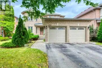 2303 Hilltop Lane, Oakville, Ontario L6M 3M5, 4 Bedrooms Bedrooms, 9 Rooms Rooms,3 BathroomsBathrooms,All Houses,Sold,Hilltop,W9379542