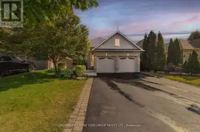 34 Bach Avenue Whitby (Rolling Acres) Ontario L1R2M1