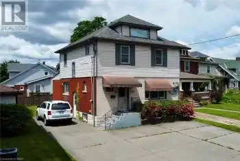 6143 MAIN St, Niagara Falls, Ontario L2G 6A2, 4 Bedrooms Bedrooms, 12 Rooms Rooms,2 BathroomsBathrooms,All Houses,Sold,MAIN,X9414949