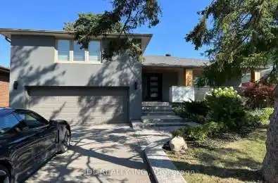 32 Crescent Toronto (Willowridge-Martingrove-Richview) Ontario M9R1C7