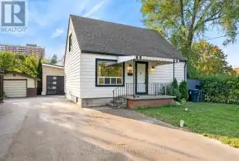 12 Chiswick Ave Unit# Main, Toronto, Ontario M6M 4T6, 2 Bedrooms Bedrooms, 5 Rooms Rooms,1 BathroomBathrooms,All Houses,Rented,Chiswick,W9384187