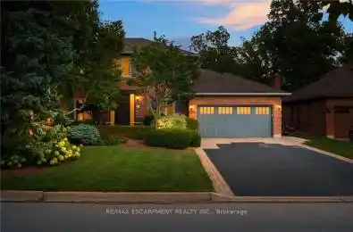2313 Homer Drive Burlington (Tyandaga) Ontario L7P4V4