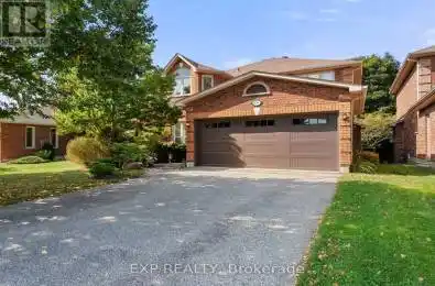 809 Surin Court Newmarket (Gorham-College Manor) Ontario L3Y8R3