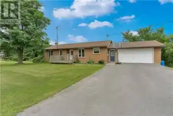 49 HAMBLY Rd, Greater Napanee, Ontario K7R 0E7, 3 Bedrooms Bedrooms, 8 Rooms Rooms,2 BathroomsBathrooms,All Houses,Sold,HAMBLY,X9412956