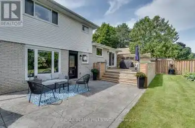 43 Parkview Place Brampton (Brampton East) Ontario L6W2G2