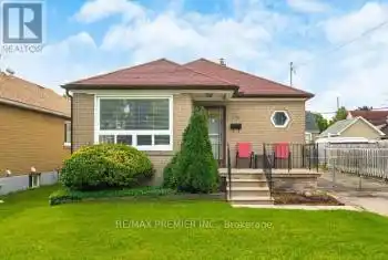 11 Densmore Ave, Toronto, Ontario M9W 1V3, 3 Bedrooms Bedrooms, 6 Rooms Rooms,2 BathroomsBathrooms,All Houses,Sold,Densmore,W9390881