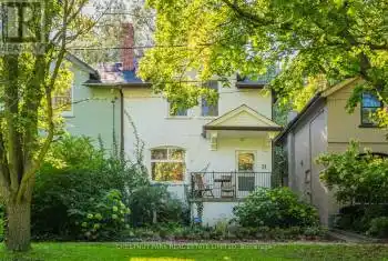 31 Hillcrest Park, Toronto, Ontario M4X 1E8, 3 Bedrooms Bedrooms, 6 Rooms Rooms,2 BathroomsBathrooms,All Houses,Rented,Hillcrest,C9391763