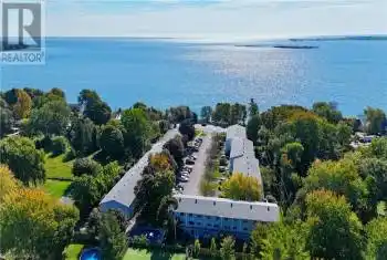 4427 BATH Rd Unit# 33, Loyalist, Ontario K7N 1A1, 2 Bedrooms Bedrooms, 5 Rooms Rooms,1 BathroomBathrooms,All Houses,Sold,BATH,X9413040
