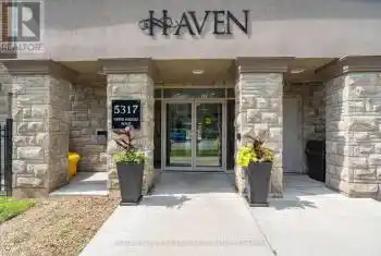 5317 Upper Middle Rd Unit# PH-402, Burlington, Ontario L7L 0G8, 1 Bedroom Bedrooms, 5 Rooms Rooms,1 BathroomBathrooms,Condo,Sold,Upper Middle,W9392289