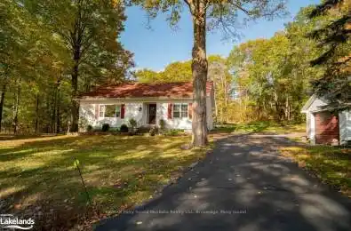 113 HAMMEL AVE Avenue Nobel Ontario P2A2W9
