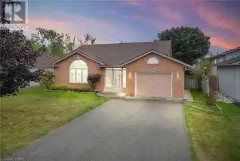 3679 FRANCES St, Fort Erie, Ontario L0S 1N0, 2 Bedrooms Bedrooms, 5 Rooms Rooms,2 BathroomsBathrooms,All Houses,Sold,FRANCES,X9415051