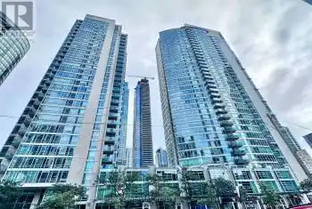 397 Front St Unit# 3510, Toronto, Ontario M5V 3S1, 1 Bedroom Bedrooms, 5 Rooms Rooms,1 BathroomBathrooms,Condo,Sold,Front,C9393288