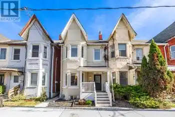 243 Christie St, Toronto, Ontario M6G 3B5, 3 Bedrooms Bedrooms, 6 Rooms Rooms,2 BathroomsBathrooms,All Houses,Sold,Christie,C9394865