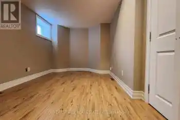 241 Floyd Ave, Toronto, Ontario M4J 2J2, 1 Bedroom Bedrooms, 5 Rooms Rooms,1 BathroomBathrooms,Condo,Rented,Floyd,E9394974