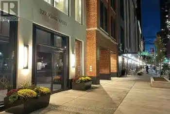 327 King St Unit# 1805, Toronto, Ontario M5V 0W7, 1 Bedroom Bedrooms, 4 Rooms Rooms,1 BathroomBathrooms,Condo,Rented,King,C9395076