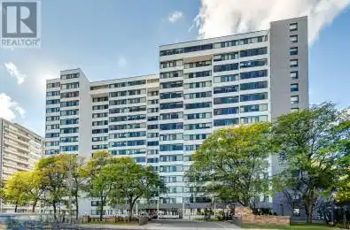 3000 Bathurst Street Unit# 1111 Toronto (Englemount-Lawrence) Ontario 