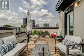 30 Fieldway Rd Unit# 98, Toronto, Ontario M8Z 0E3, 2 Bedrooms Bedrooms, 5 Rooms Rooms,2 BathroomsBathrooms,All Houses,Sold,Fieldway,W9396400