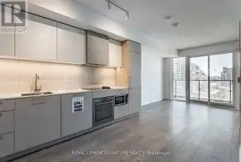 19 Western Battery Rd Unit# 811, Toronto, Ontario M6K 3S4, 1 Bedroom Bedrooms, 3 Rooms Rooms,1 BathroomBathrooms,Condo,Rented,Western Battery,C9397205