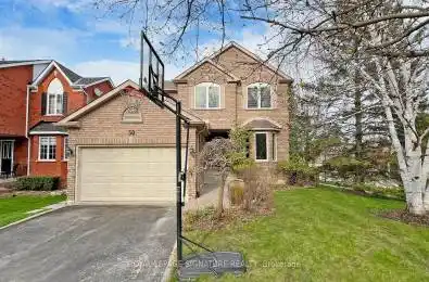 30 Knole Haven Drive Unit# Upper Aurora (Aurora Highlands) Ontario L4G
