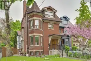 45 Rusholme Park Cres Unit# Main, Toronto, Ontario M6J 2E1, 1 Bedroom Bedrooms, 4 Rooms Rooms,1 BathroomBathrooms,All Houses,Rented,Rusholme Park,C9399538