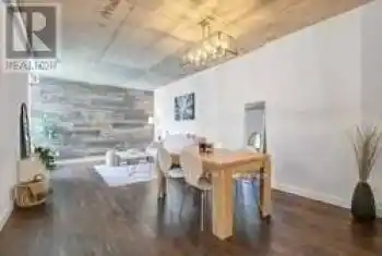 75 Portland Rd Unit# 528, Toronto, Ontario M5V 2M9, 1 Bedroom Bedrooms, 5 Rooms Rooms,1 BathroomBathrooms,Condo,Rented,Portland,C9400280