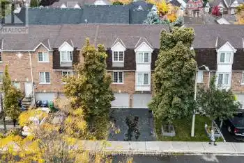 1525 South Parade Crt Unit# 7, Mississauga, Ontario L5M 6E9, 3 Bedrooms Bedrooms, 9 Rooms Rooms,2 BathroomsBathrooms,All Houses,Sold,South Parade,W9415403