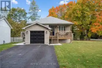 136 George St, Tay, Ontario L0K 2A0, 2 Bedrooms Bedrooms, 4 Rooms Rooms,2 BathroomsBathrooms,All Houses,Sold,George,S9415603