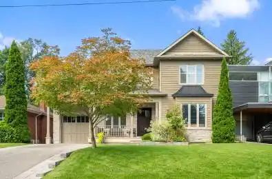 4 Evergreen Gdns Toronto Ontario M4G 1C3