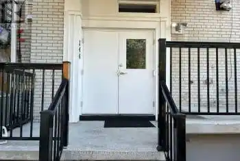 344 Marlee Ave Unit# C, Toronto, Ontario M6B 3H8, 1 Bedroom Bedrooms, 3 Rooms Rooms,1 BathroomBathrooms,Commercial,Rented,Marlee,W9418344