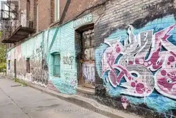207A Cowan Ave Unit# Main N, Toronto, Ontario M6K 1L6, 2 Bedrooms Bedrooms, 7 Rooms Rooms,1 BathroomBathrooms,All Houses,Rented,Cowan,W9419050