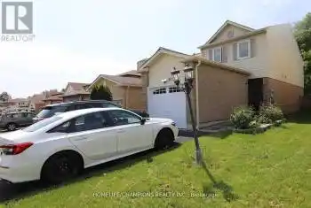 20 Horseshoe Cres, Toronto, Ontario M1B 4S5, 3 Bedrooms Bedrooms, 7 Rooms Rooms,3 BathroomsBathrooms,All Houses,Sold,Horseshoe,E9419452