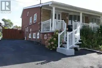 11 Unser Gate, Toronto, Ontario M9M 1Y6, 4 Bedrooms Bedrooms, 7 Rooms Rooms,2 BathroomsBathrooms,All Houses,Sold,Unser,W9419579