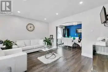 58 Henry St, Cambridge, Ontario N1R 3W4, 2 Bedrooms Bedrooms, 6 Rooms Rooms,2 BathroomsBathrooms,All Houses,Sold,Henry,X9419603