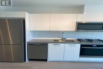 195 mccaul St Unit# 707, Toronto, Ontario M5T 1W6, 1 Bedroom Bedrooms, 4 Rooms Rooms,1 BathroomBathrooms,Condo,Rented,mccaul,27566014