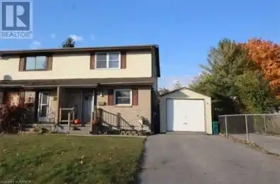 1111 HICKORYWOOD Crescent Kingston Ontario K7P2H2