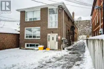 4 Garrow Ave Unit# 1, Toronto, Ontario M6N 2C5, 2 Bedrooms Bedrooms, 5 Rooms Rooms,1 BathroomBathrooms,All Houses,Rented,Garrow,27568181