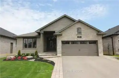 27 STONEBRIDGE Pl Norfolk Ontario N3Y 0E6