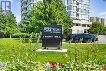 5 Rowntree Rd Unit# 911, Toronto, Ontario M9V 5G9, 2 Bedrooms Bedrooms, 5 Rooms Rooms,2 BathroomsBathrooms,Condo,Sold,Rowntree,W9507117
