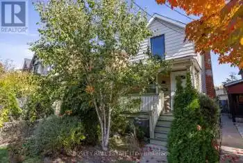 1205 Dovercourt Rd, Toronto, Ontario M6H 1Y1, 2 Bedrooms Bedrooms, 7 Rooms Rooms,2 BathroomsBathrooms,All Houses,Sold,Dovercourt,W9507518