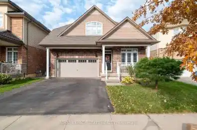8 Signal Hill Pathway Hamilton (Stoney Creek) Ontario L8E0B7