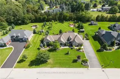 14 wingrove Wood Brantford Ontario N3T 5L7