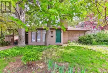 1 Shadwell Pl, Toronto, Ontario M3B 1J4, 3 Bedrooms Bedrooms, 6 Rooms Rooms,2 BathroomsBathrooms,All Houses,Sold,Shadwell,C9508994