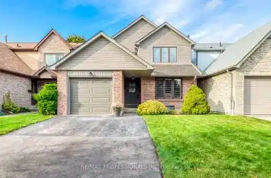 34 Elmbrook Crescent Toronto (Eringate-Centennial-West Deane) Ontario 