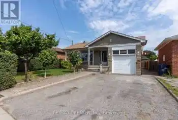 9 Stella St, Toronto, Ontario M6L 3A6, 3 Bedrooms Bedrooms, 6 Rooms Rooms,2 BathroomsBathrooms,All Houses,Sold,Stella,W9509790