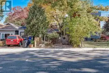 271 Victoria Park Ave, Toronto, Ontario M4E 2S6, 1 Bedroom Bedrooms, 4 Rooms Rooms,1 BathroomBathrooms,All Houses,Sold,Victoria Park,E9510145