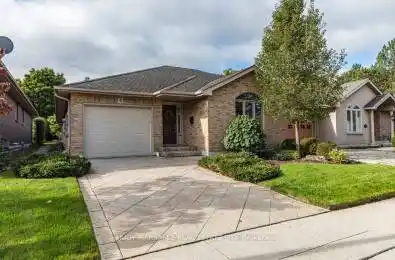 4 Gillespie Cres Hamilton Ontario L9H 7N1