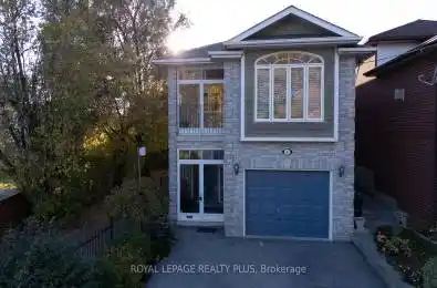4 High Street Toronto (Stonegate-Queensway) Ontario M8Y3N8