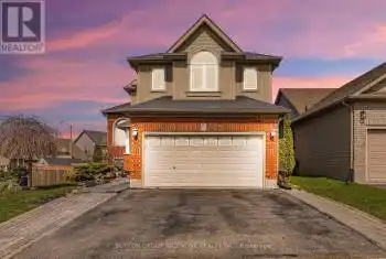 50 Dinnick Cres, Orangeville, Ontario L9W 0B7, 2 Bedrooms Bedrooms, 5 Rooms Rooms,3 BathroomsBathrooms,All Houses,Sold,Dinnick,W9512864