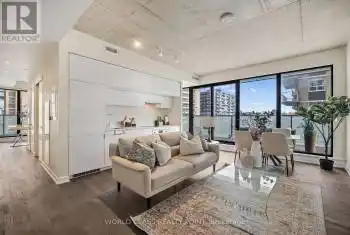 185 Roehampton Ave Unit# 208, Toronto, Ontario M4P 0C6, 1 Bedroom Bedrooms, 5 Rooms Rooms,1 BathroomBathrooms,Condo,Sold,Roehampton,C9513269